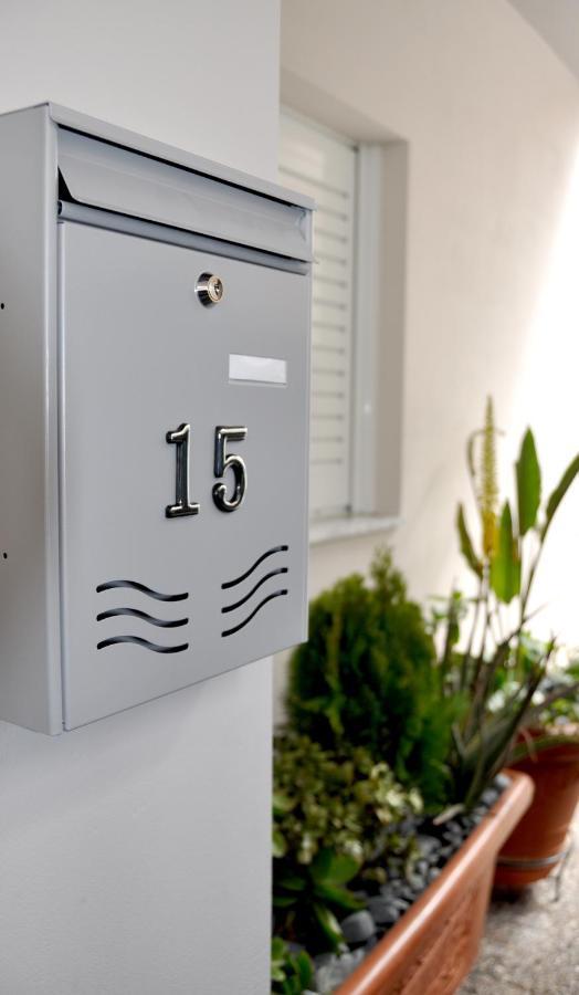 In&Out Apartment Nafplio Exterior photo